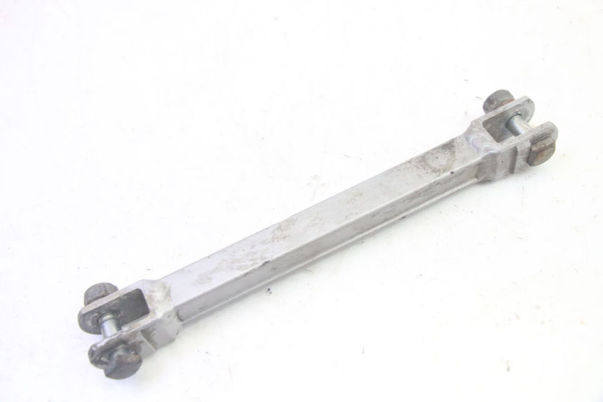 photo de SUPORTE DE PINÇA DE FREIO TRASEIRO KAWASAKI GPZ RX 1000 (1986 - 1988) - Zoom do estado de desgaste