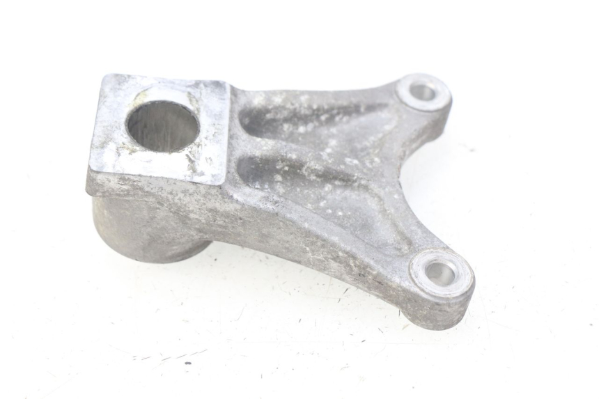 photo de SUPORTE DE PINÇA DE FREIO TRASEIRO SUZUKI GSF N BANDIT 600 (2000 - 2004) - Detalhe da peça