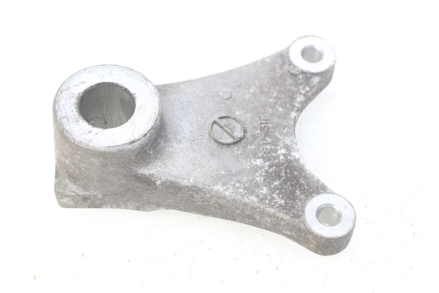 photo de SUPORTE DE PINÇA DE FREIO TRASEIRO SUZUKI GSF N BANDIT 600 (2000 - 2004) - Outro ângulo de visão