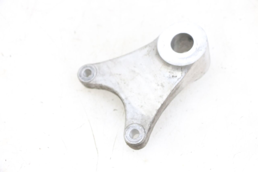 photo de SUPORTE DE PINÇA DE FREIO TRASEIRO SUZUKI GSF N BANDIT 600 (1996 - 1999) - Detalhe da peça