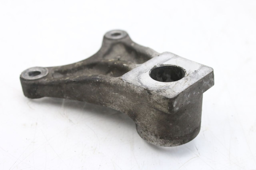photo de SUPORTE DE PINÇA DE FREIO TRASEIRO SUZUKI GSF S BANDIT 600 (2000 - 2004) - Detalhe da peça