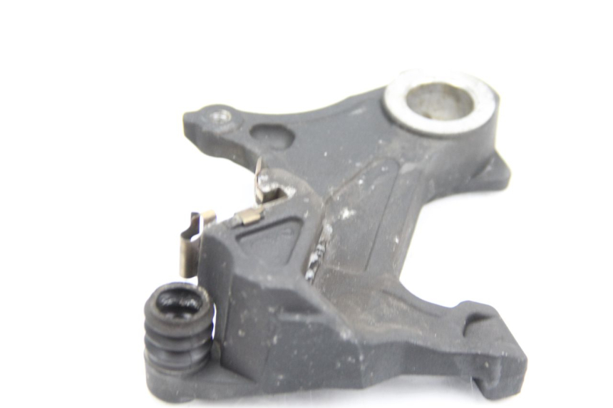 photo de SUPORTE DE PINÇA DE FREIO TRASEIRO SUZUKI GSR 600 (2005 - 2012) - Detalhe da peça