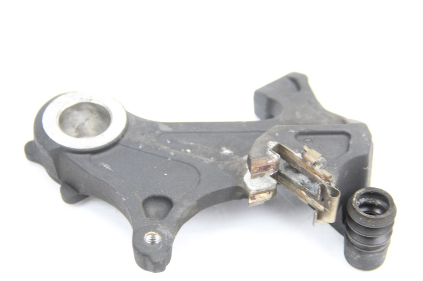 photo de SUPORTE DE PINÇA DE FREIO TRASEIRO SUZUKI GSR 600 (2005 - 2012) - Zoom do estado de desgaste