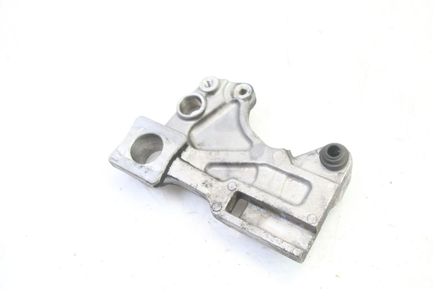 photo de SUPORTE DE PINÇA DE FREIO TRASEIRO SUZUKI GSR 750 (2011 - 2017) - Zoom do estado de desgaste