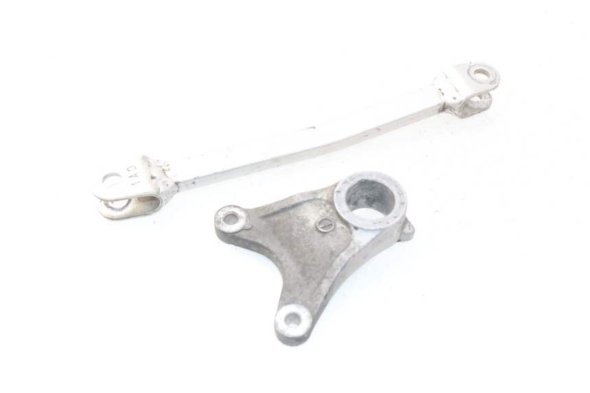 photo de SUPORTE DE PINÇA DE FREIO TRASEIRO SUZUKI GSX-R GSXR 600 (2001 - 2003) - Detalhe da peça