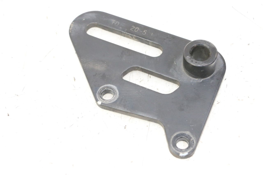 photo de SUPORTE DE PINÇA DE FREIO TRASEIRO KEEWAY K-LIGHT KLIGHT 125 (2018 - 2025) - Detalhe da peça