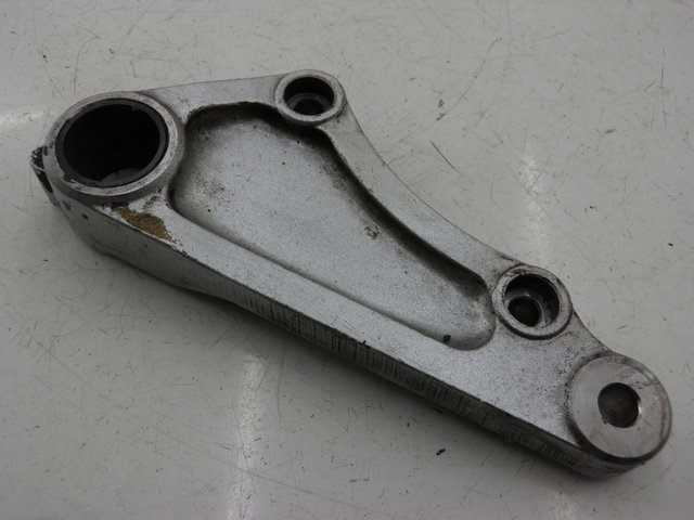 photo de SUPORTE DE PINÇA DE FREIO TRASEIRO KAWASAKI ZEPHYR 550 (1991 - 1998) - Vista principal