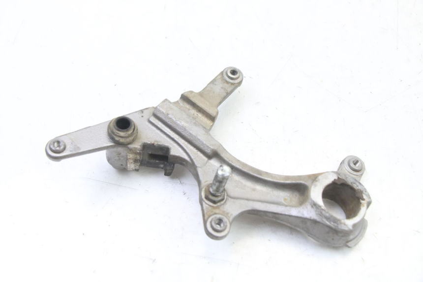 photo de SUPORTE DE PINÇA DE FREIO TRASEIRO KAWASAKI KX F KXF 450 (2009 - 2011) - Detalhe da peça