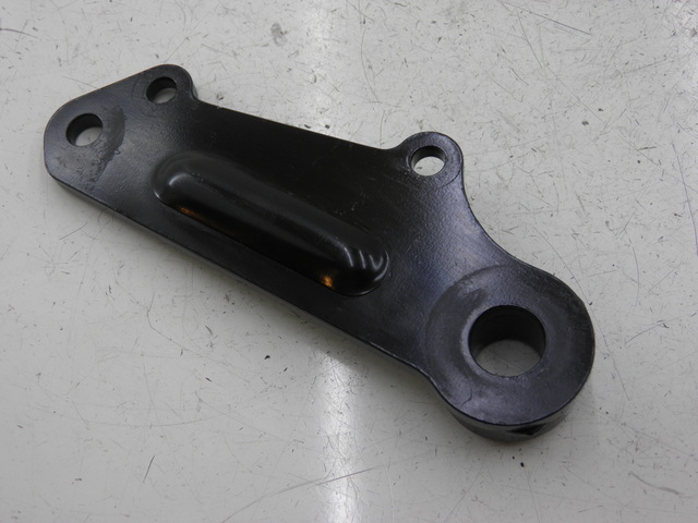 photo de SUPORTE DE PINÇA DE FREIO TRASEIRO KYMCO QUANNON NAKED 125 (2010) - Detalhe da peça