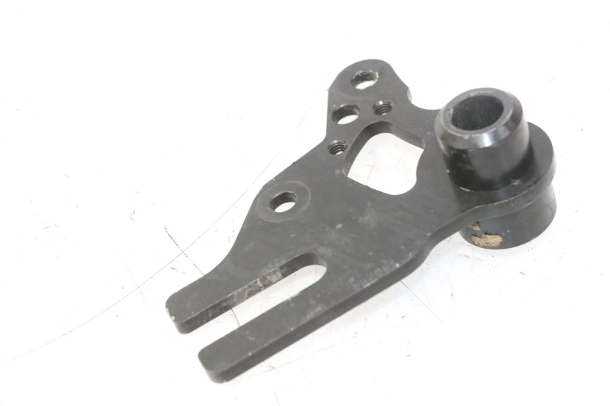 photo de SUPORTE DE PINÇA DE FREIO TRASEIRO RIEJU MRT PRO SUPERMOTARD 50 (2007 - 2018) - Zoom do estado de desgaste