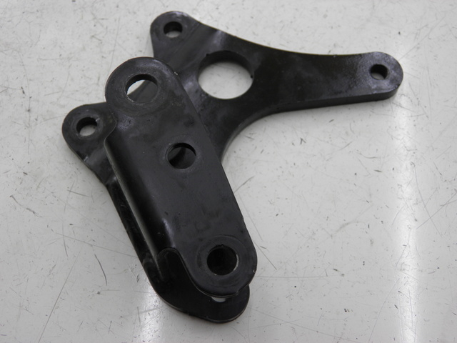 photo de SUPORTE DE PINÇA DE FREIO TRASEIRO PIAGGIO MP3 RL 125 (2006 - 2014) - Vista principal