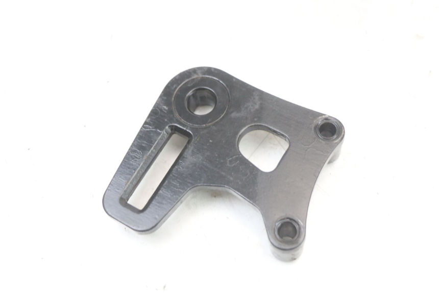 photo de SUPORTE DE PINÇA DE FREIO TRASEIRO REGAL RAPTOR SPYDER 125 (2010 - 2018) - Outro ângulo de visão
