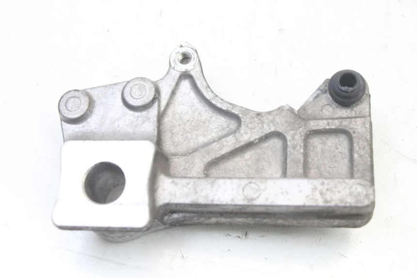 photo de SUPORTE DE PINÇA DE FREIO TRASEIRO SUZUKI GSX F GSXF 650 (2007 - 2015) - Detalhe da peça