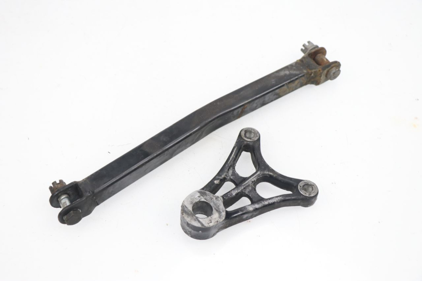 photo de SUPORTE DE PINÇA DE FREIO TRASEIRO SUZUKI GSXF GSX F 600 (1988 - 1997) - Vista principal