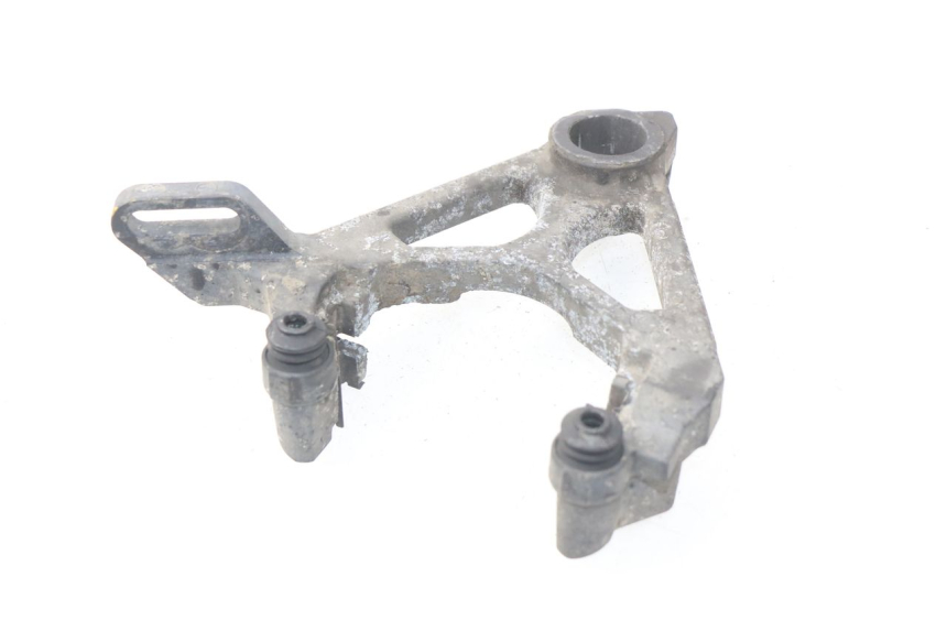 photo de SUPORTE DE PINÇA DE FREIO TRASEIRO YAMAHA TDM ABS 900 (2002 - 2014) - Detalhe da peça