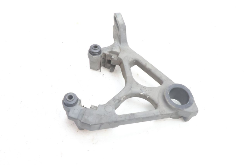 photo de SUPORTE DE PINÇA DE FREIO TRASEIRO YAMAHA TDM ABS 900 (2002 - 2014) - Detalhe da peça