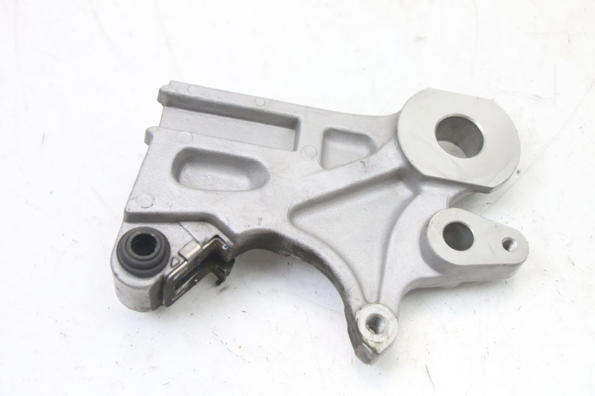 photo de SUPORTE DE PINÇA DE FREIO TRASEIRO YAMAHA TRACER 7 700 (2020 - 2024) - Detalhe da peça