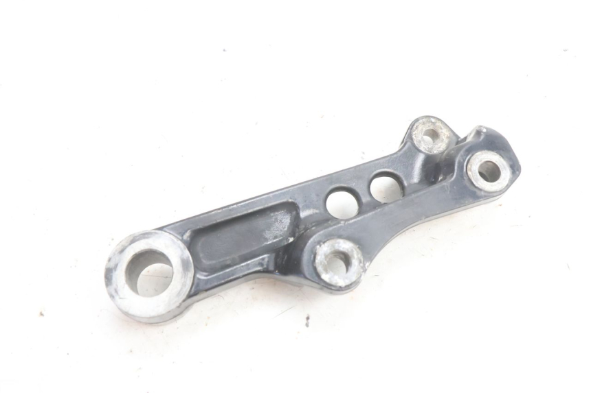 photo de SUPORTE DE PINÇA DE FREIO TRASEIRO YAMAHA XJR 1300 (1998 - 2002) - Detalhe da peça
