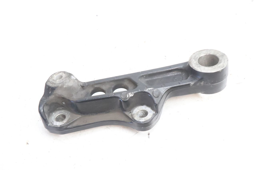 photo de SUPORTE DE PINÇA DE FREIO TRASEIRO YAMAHA XJR 1300 (1998 - 2002) - Outro ângulo de visão