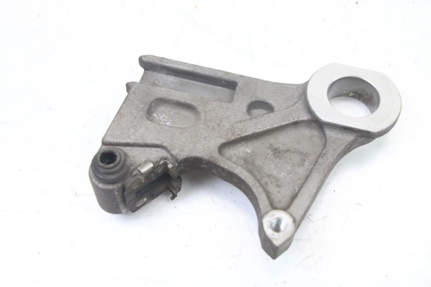 photo de SUPORTE DE PINÇA DE FREIO TRASEIRO YAMAHA FZ6 FAZER S2 600 (2007 - 2011) - Detalhe da peça