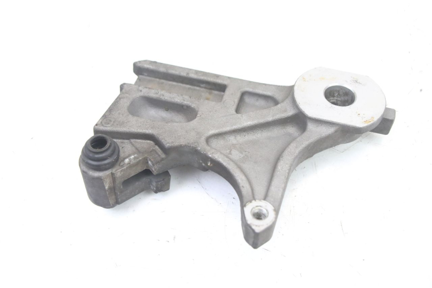 photo de SUPORTE DE PINÇA DE FREIO TRASEIRO YAMAHA XJ6 600 (2008 - 2016) - Detalhe da peça