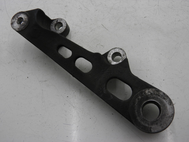 photo de SUPORTE DE PINÇA DE FREIO TRASEIRO YAMAHA XJS DIVERSION 600 (1997 - 1999) - Detalhe da peça