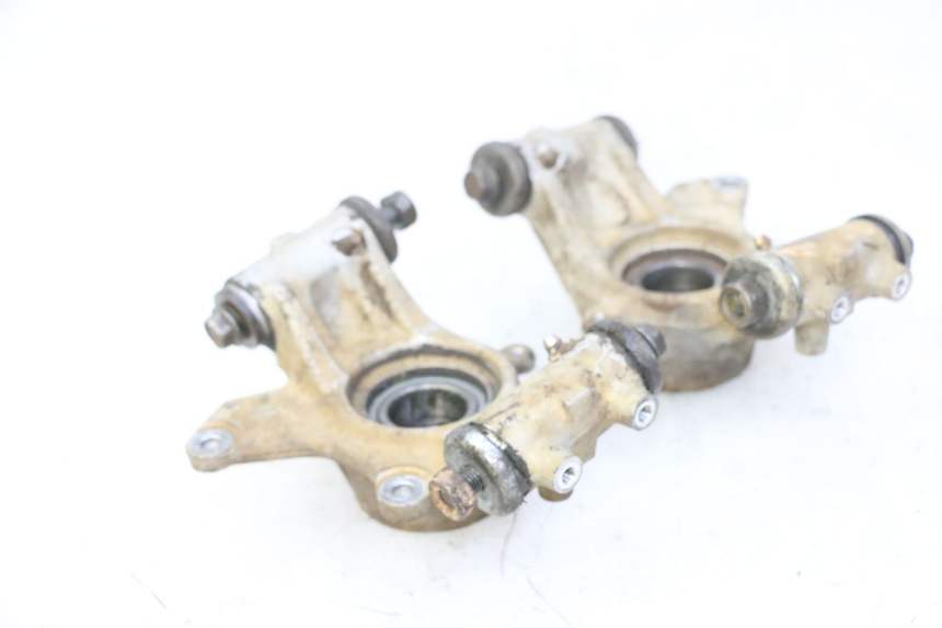 photo de SUPORTE DE PINÇA DE FREIO TRASEIRO YAMAHA YFM GRIZZLY 550 (2008 - 2015) - Estado da superfície