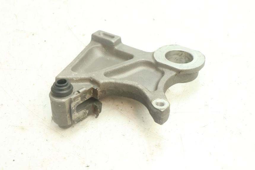 photo de SUPORTE DE PINÇA DE FREIO TRASEIRO YAMAHA YZF R6 600 (2008 - 2009) - Detalhe da peça