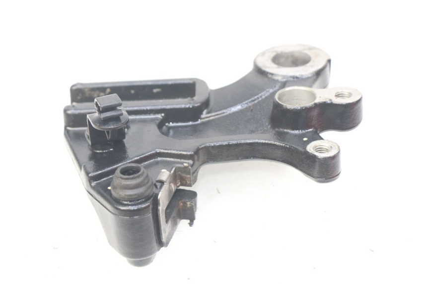 photo de SUPORTE DE PINÇA DE FREIO TRASEIRO KAWASAKI Z 650 (2016 - 2019) - Zoom do estado de desgaste