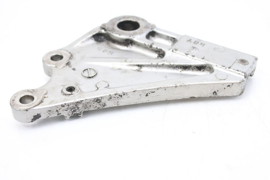 photo de SUPORTE DE PINÇA DE FREIO TRASEIRO KAWASAKI ZR7 ZR-7 S 750 (1999 - 2004) - Detalhe da peça