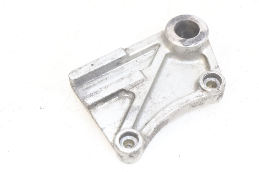 photo de SUPORTE DE PINÇA DE FREIO TRASEIRO KAWASAKI ZX-6R ZX6R 600 (1995 - 1997) - Detalhe da peça