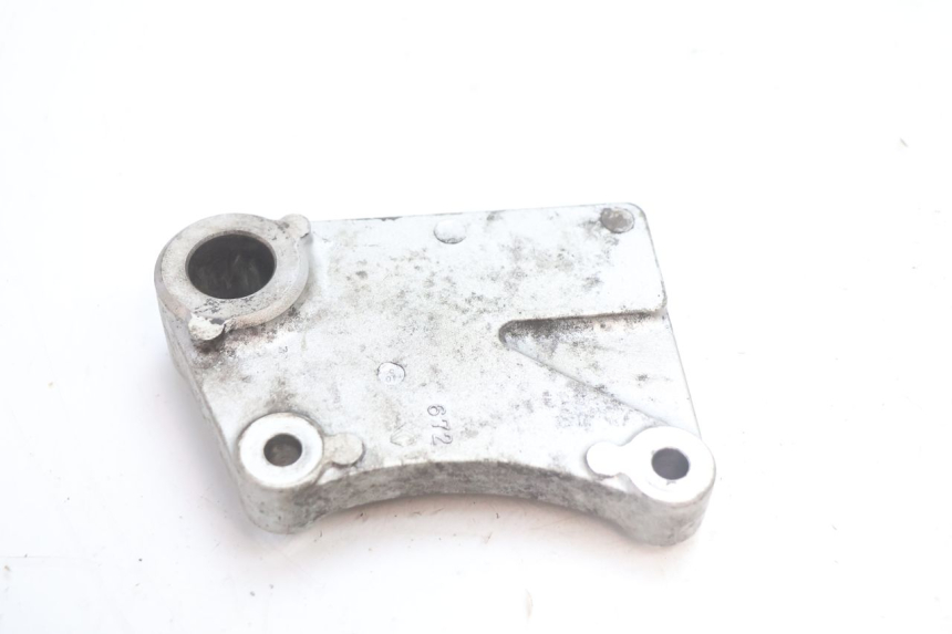 photo de SUPORTE DE PINÇA DE FREIO TRASEIRO KAWASAKI ZX-6R ZX6R 600 (1995 - 1997) - Outro ângulo de visão