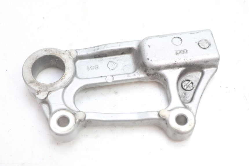 photo de SUPORTE DE PINÇA DE FREIO TRASEIRO KAWASAKI ZX-6R ZX6R 600 (2000 - 2002) - Outro ângulo de visão