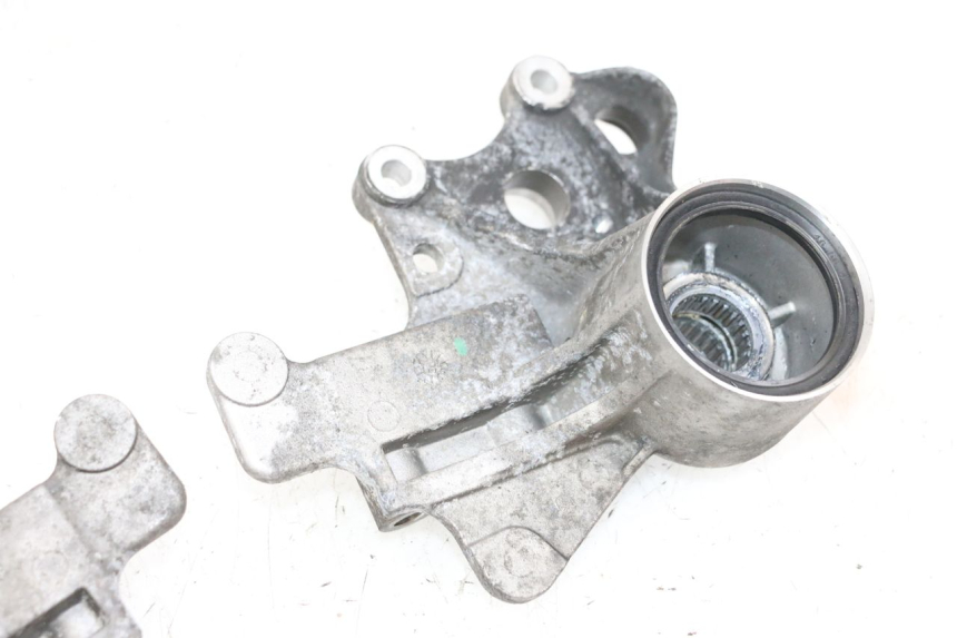 photo de SUPORTE DE PINÇA DE FREIO DIANTEIRO PIAGGIO MP3 HPE 300 (2019 - 2026) - Pontos de fixação