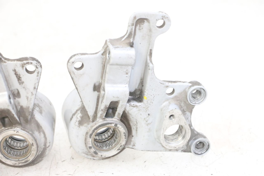 photo de SUPORTE DE PINÇA DE FREIO DIANTEIRO PIAGGIO MP3 LT 400 (2007 - 2012) - Ampliação técnica