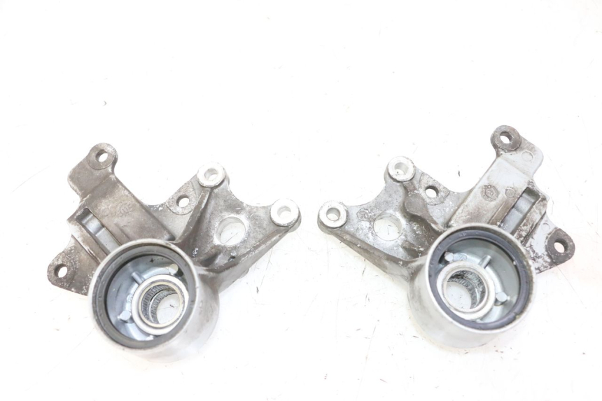 photo de SUPORTE DE PINÇA DE FREIO DIANTEIRO PIAGGIO MP3 LT 300 (2010 - 2016) - Detalhe da peça
