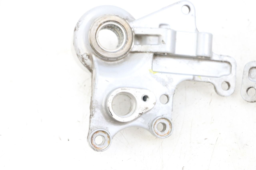 photo de SUPORTE DE PINÇA DE FREIO DIANTEIRO PIAGGIO MP3 RL 250 (2006 - 2010) - Ampliação técnica