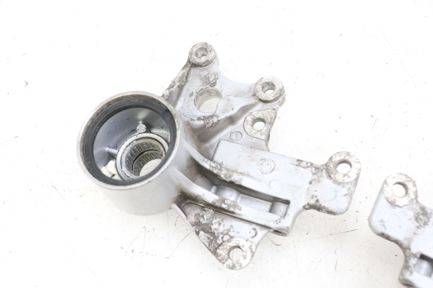 photo de SUPORTE DE PINÇA DE FREIO DIANTEIRO PIAGGIO MP3 RL 250 (2006 - 2010) - Marcações e referências
