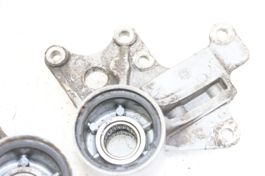 photo de SUPORTE DE PINÇA DE FREIO DIANTEIRO PIAGGIO MP3 125 (2006 - 2014) - Pontos de fixação