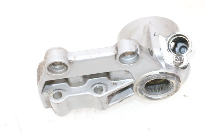 photo de SUPORTE DE PINÇA DE FREIO DIANTEIRO PIAGGIO VESPA GTS SUPER IE 125 (2009 - 2016) - Outro ângulo de visão