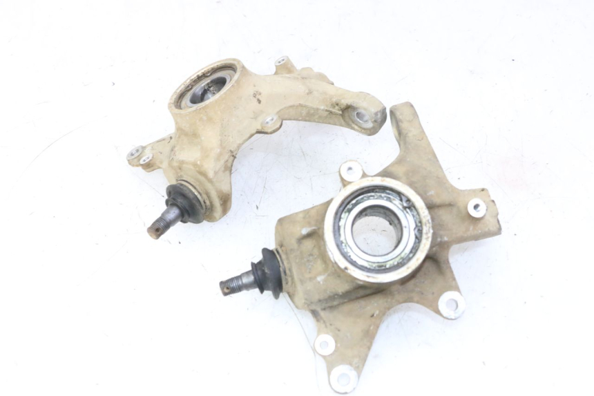 photo de SUPORTE DE PINÇA DE FREIO DIANTEIRO YAMAHA YFM GRIZZLY 550 (2008 - 2015) - Detalhe da peça