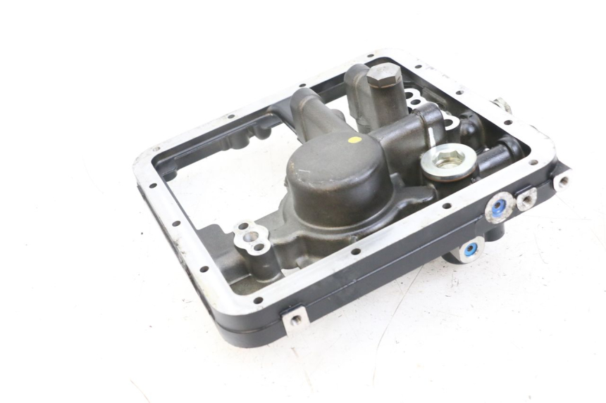 photo de SUPORTE FILTRO DE ÓLEO MOTO GUZZI NORGE 8V GT 1200 (2011 - 2016) - Detalhe da peça