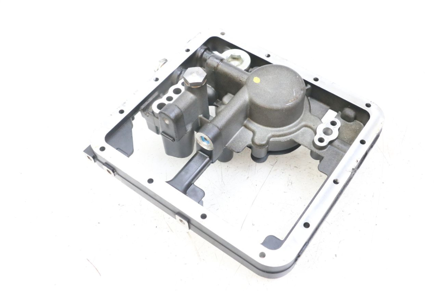 photo de SUPORTE FILTRO DE ÓLEO MOTO GUZZI NORGE 8V GT 1200 (2011 - 2016) - Outro ângulo de visão