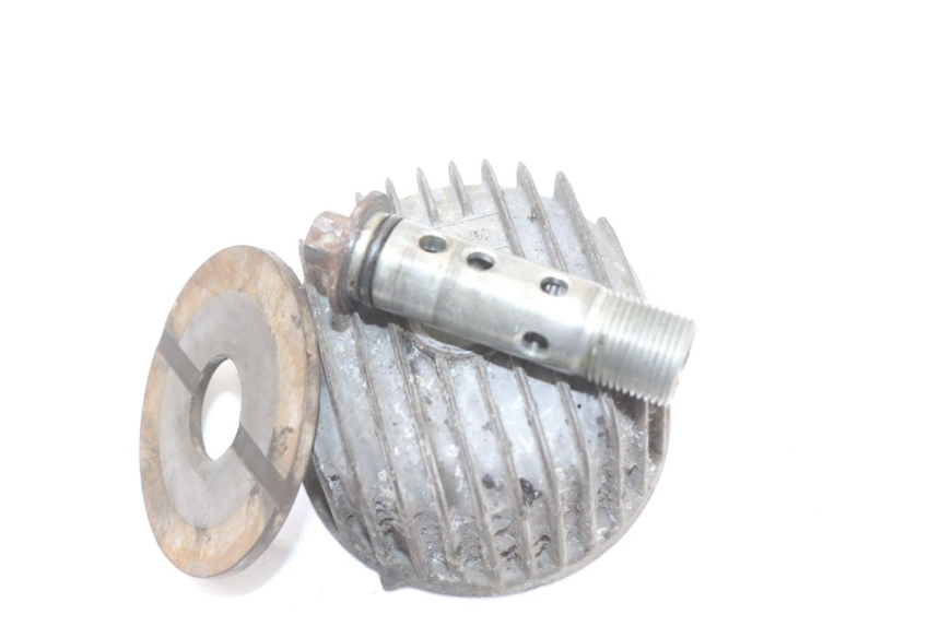 photo de SUPORTE FILTRO DE ÓLEO YAMAHA XJ F 900 (1983 - 1994) - Zoom do estado de desgaste