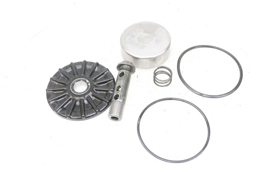 photo de SUPORTE FILTRO DE ÓLEO KAWASAKI ZR 7 750 (1999 - 2004) - Detalhe da peça