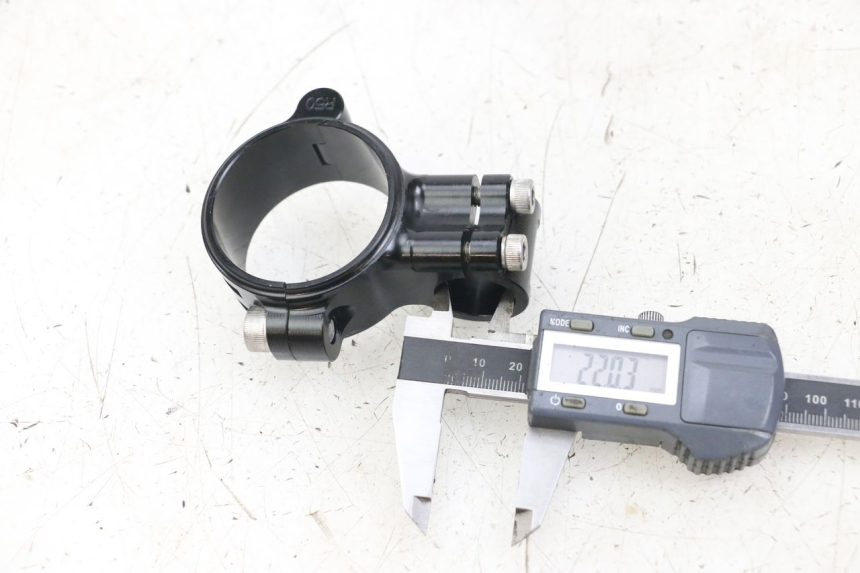 photo de SUPORTE DE GUIDÃO ARCHIVE CAFE RACER 4T 50 (2019 - 2024) - Detalhe da peça