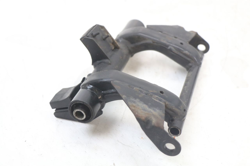 photo de SUPORTE DO MOTOR SUZUKI ADDRESS 110 (2015 - 2020) - Detalhe da peça