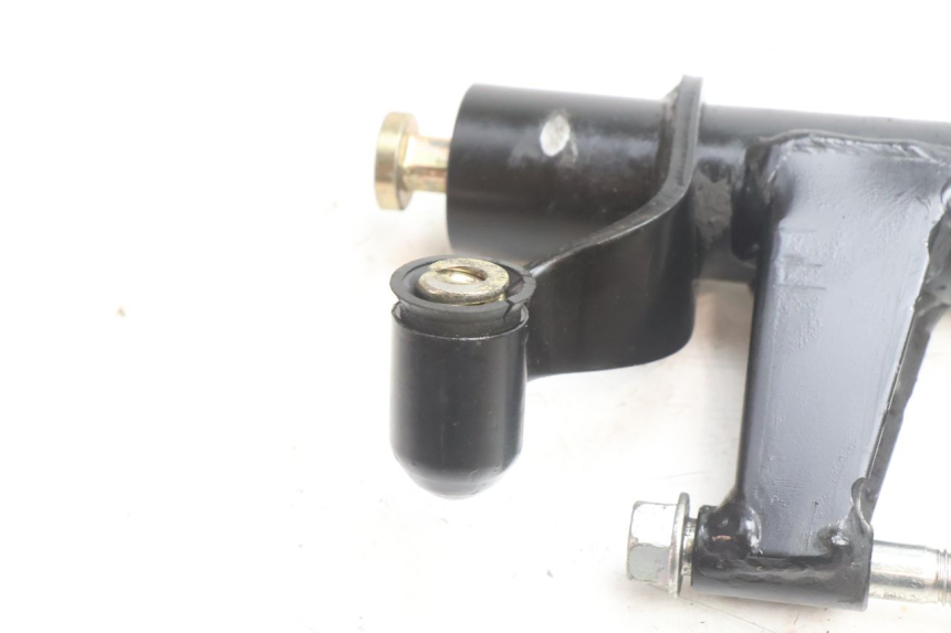 photo de SUPORTE DO MOTOR KYMCO AGILITY 16+ 4T 50 (2018 - 2023) - Detalhe da peça