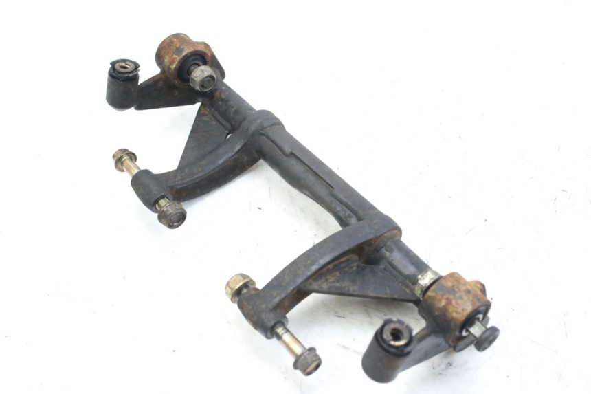 photo de SUPORTE DO MOTOR KYMCO AGILITY 4T 50 (2005 - 2018) - Pontos de fixação