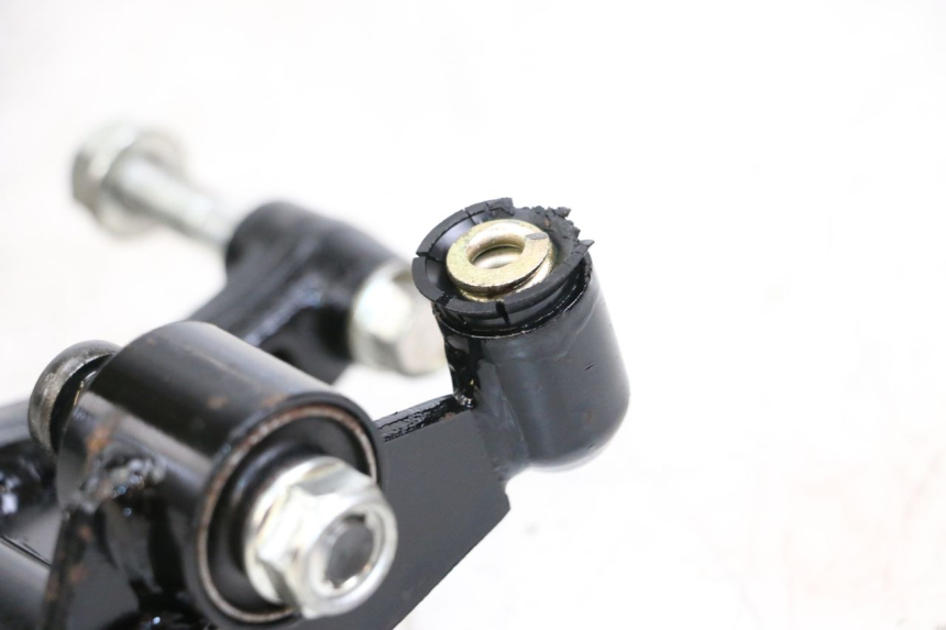 photo de SUPORTE DO MOTOR KYMCO AGILITY 4T 50 (2018 - 2022) - Pontos de fixação